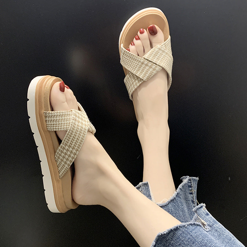 Non-slip slippers