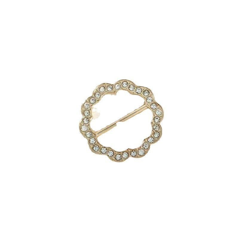 Two Multifunctional Corner Buttons For Clothing