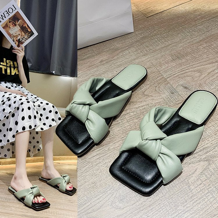Fashion twisted slippers