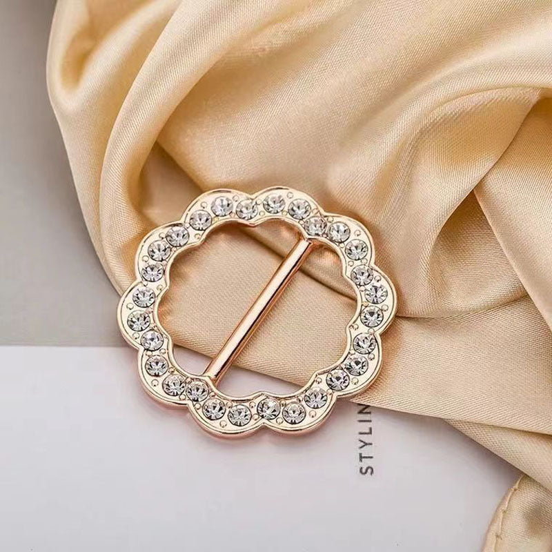 Two Multifunctional Corner Buttons For Clothing
