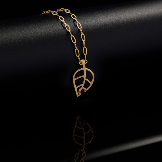 Simple Hollow Leaf Necklace Jewelry